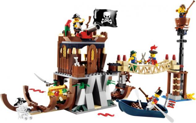 LEGO Pirates Shipwreck Hideout