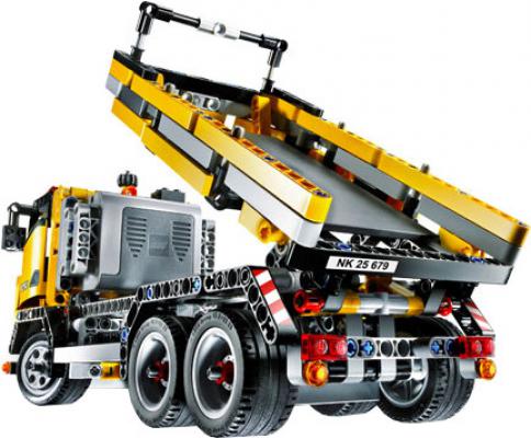 LEGO Technic Truck met Hefbrug - 8292A
