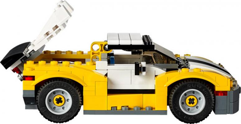 LEGO Creator 3-in-1 Fast Car