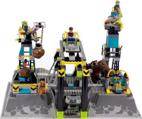 LEGO Rock Raiders Rock Raiders HQ