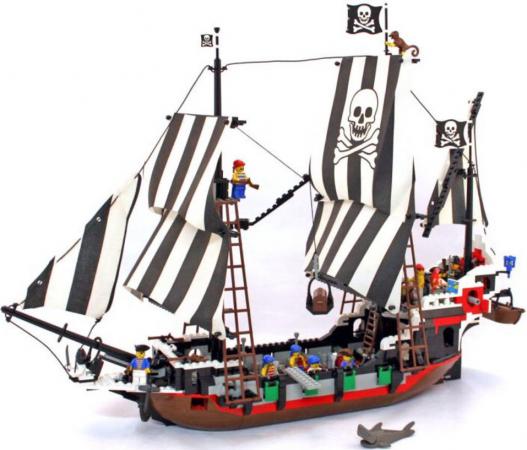 LEGO Pirates Skull's Eye Schooner