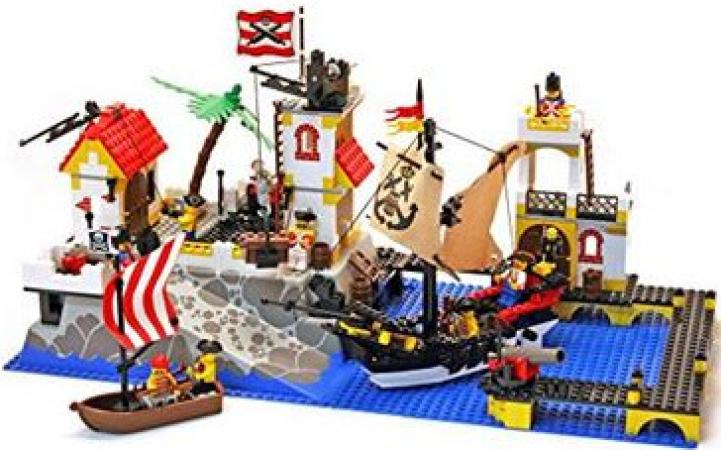 LEGO Pirates Imperial Trading Post