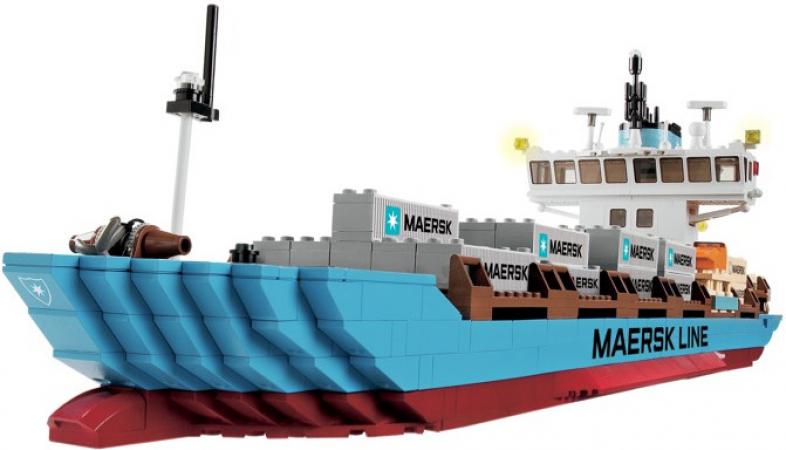 LEGO Sculptures Maersk Line container schip