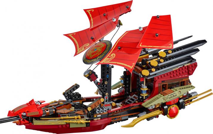 LEGO Ninjago Final Flight of Destiny's Bounty