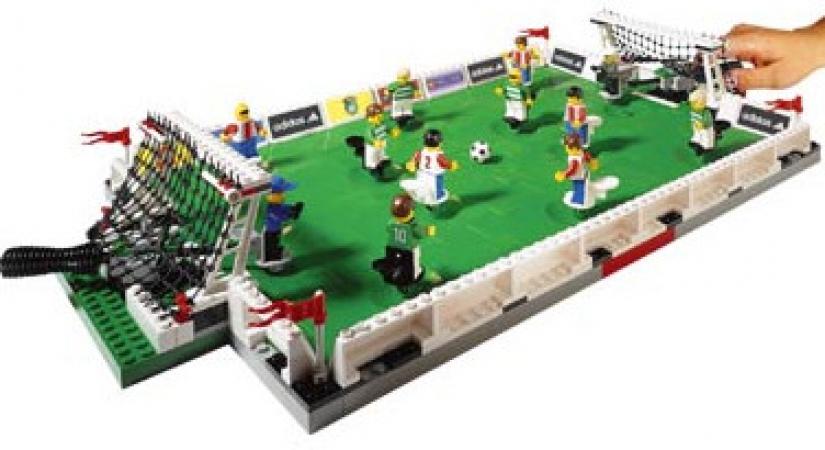 LEGO Soccer Championship Challenge